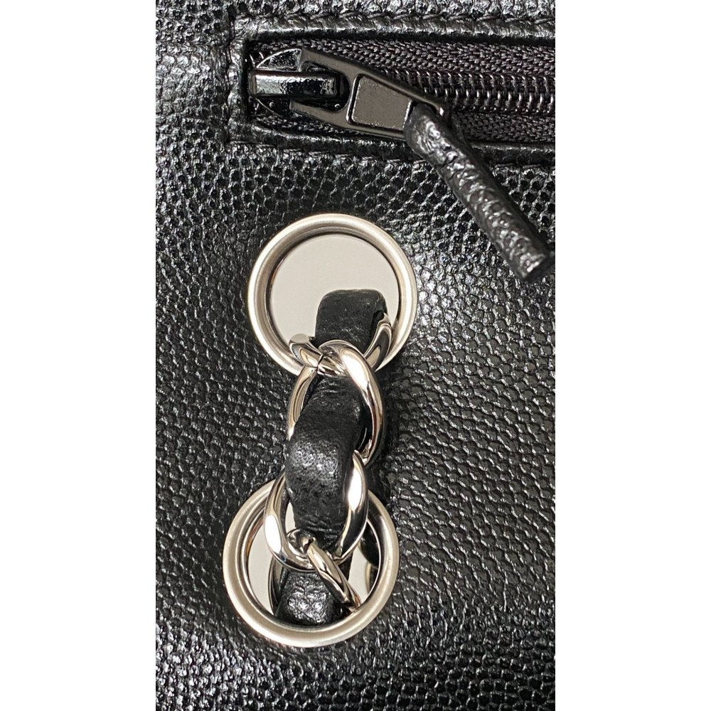 Chanel Classic Flap 25cm medium handbag!