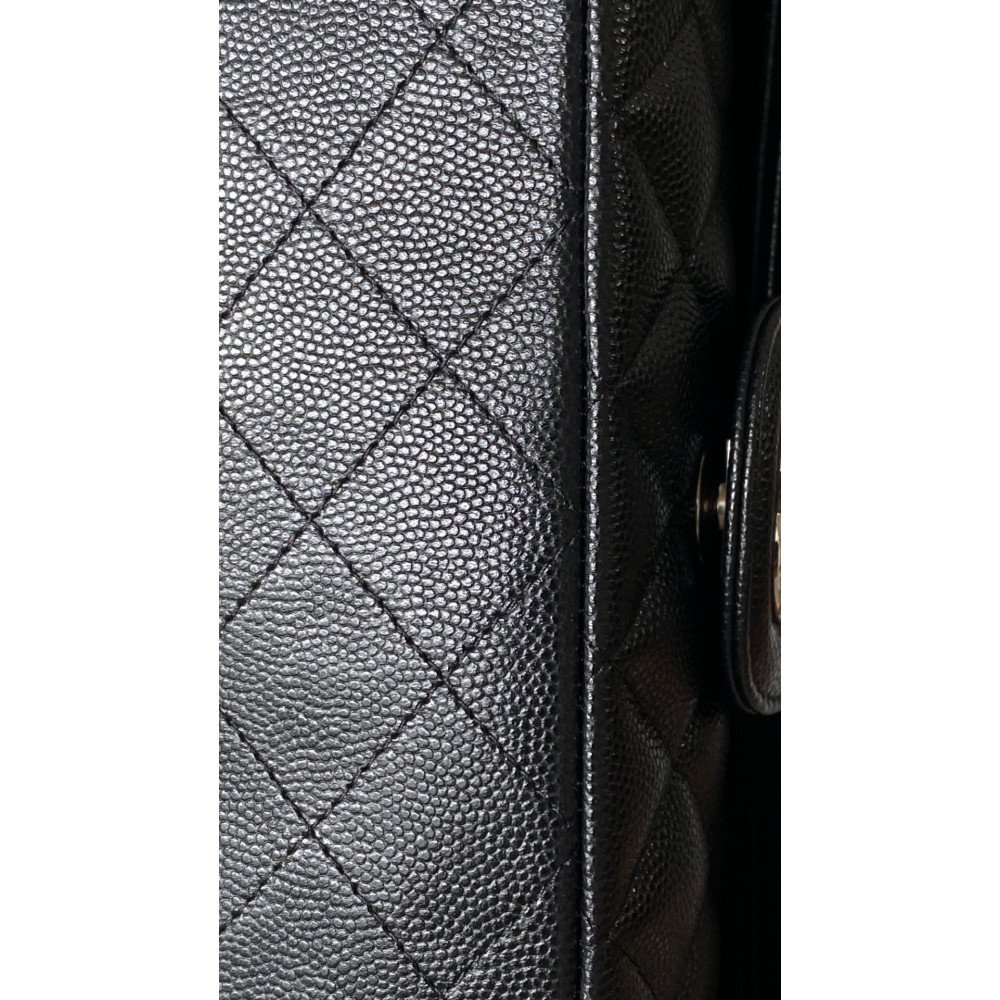 Chanel Classic Flap 25cm medium handbag!