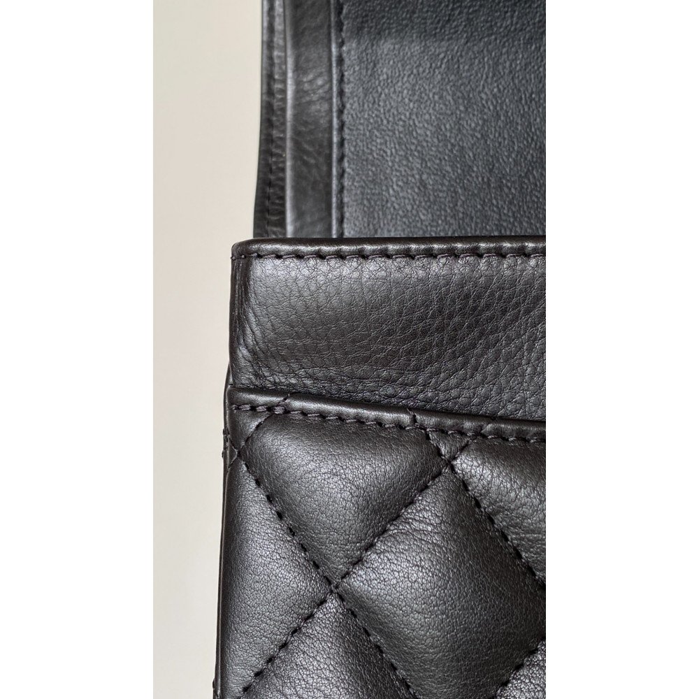 Chanel Classic Flap 25cm medium handbag!