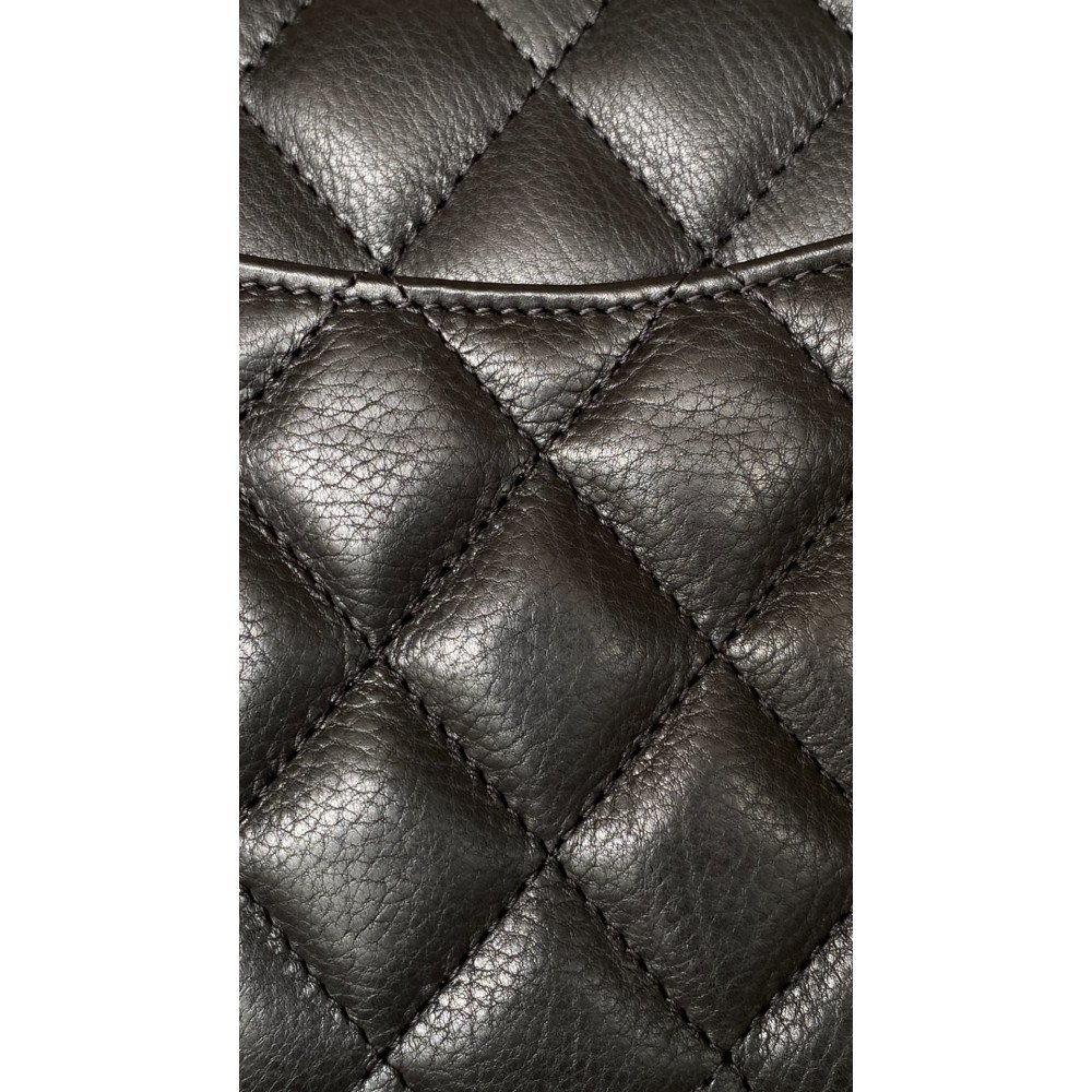 Chanel Classic Flap 25cm medium handbag!