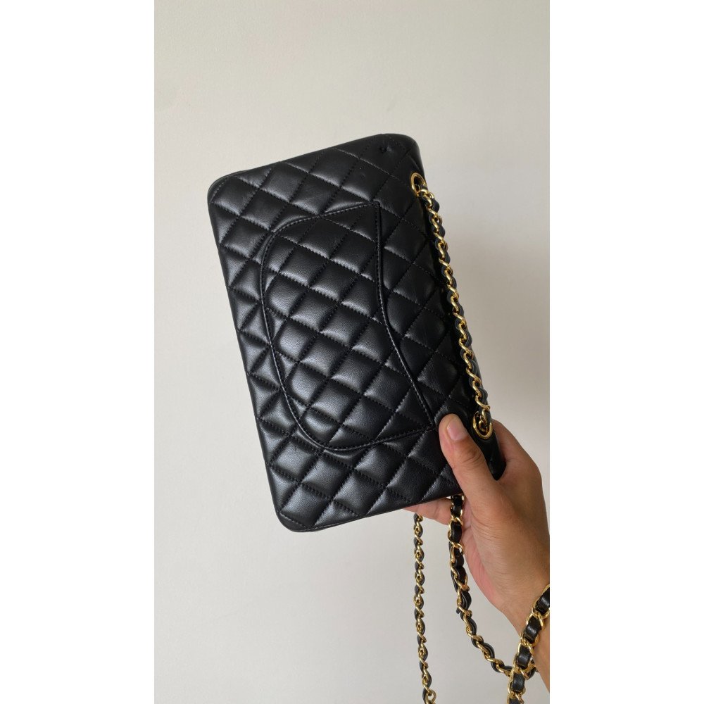 Chanel Classic Flap 25cm medium handbag!