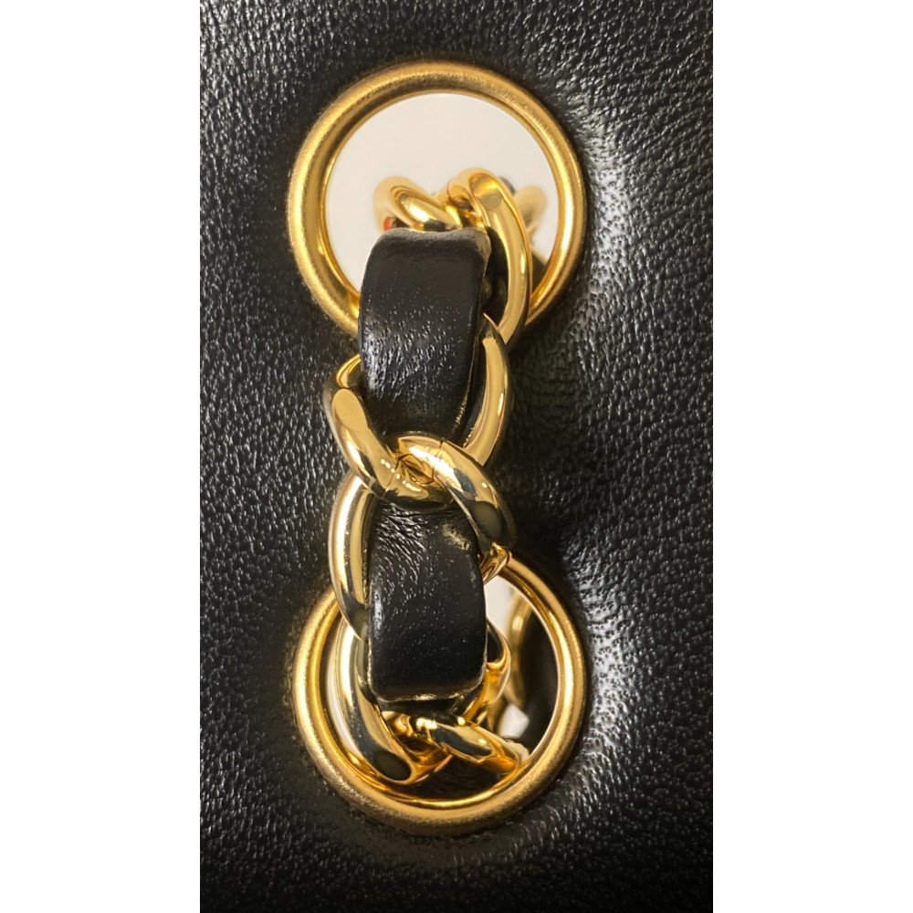 Chanel Classic Flap 25cm medium handbag!