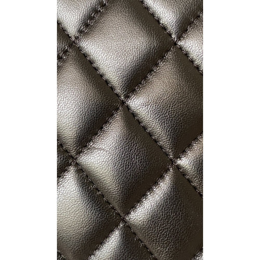 Chanel Classic Flap 25cm medium handbag!