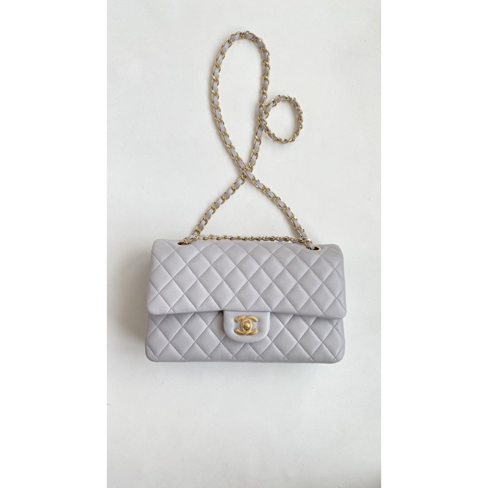 Chanel Classic Flap 25cm medium handbag!