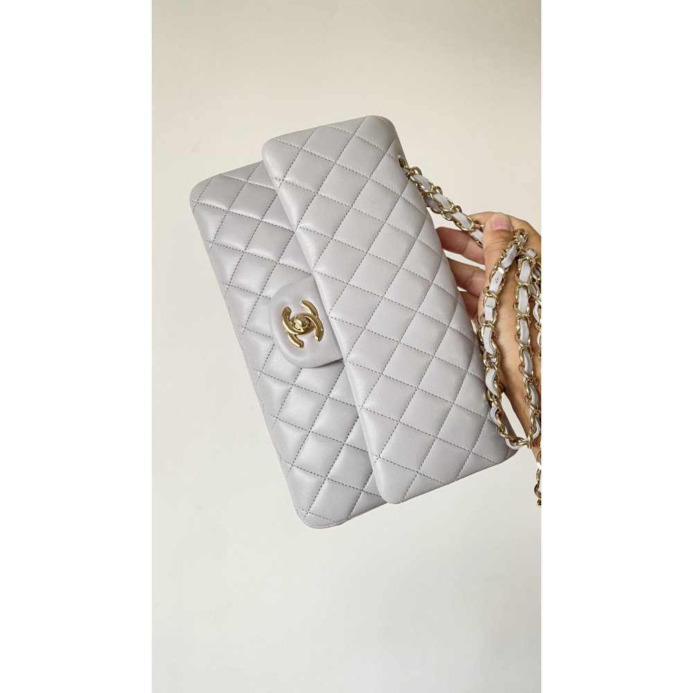 Chanel Classic Flap 25cm medium handbag!