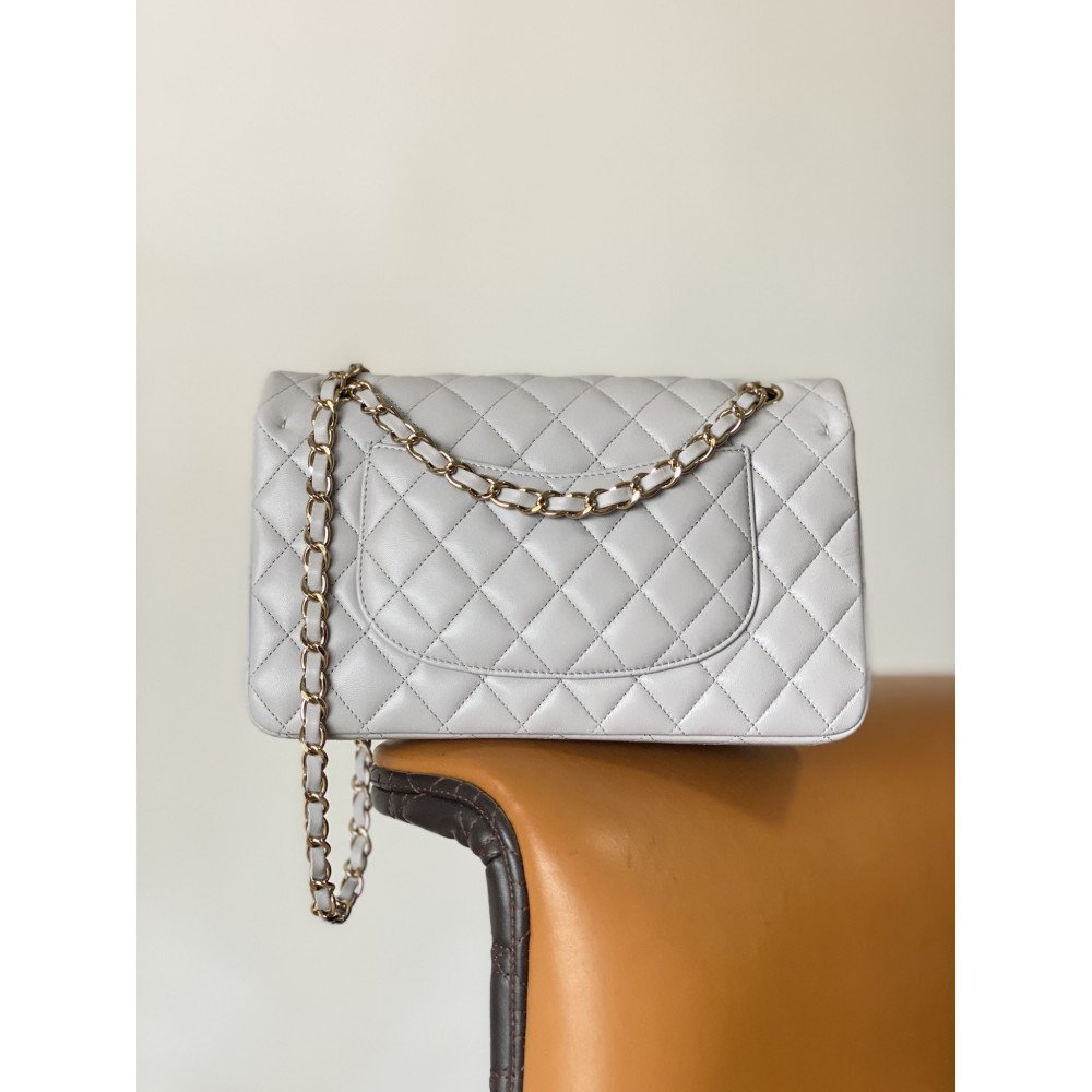 Chanel Classic Flap 25cm medium handbag!