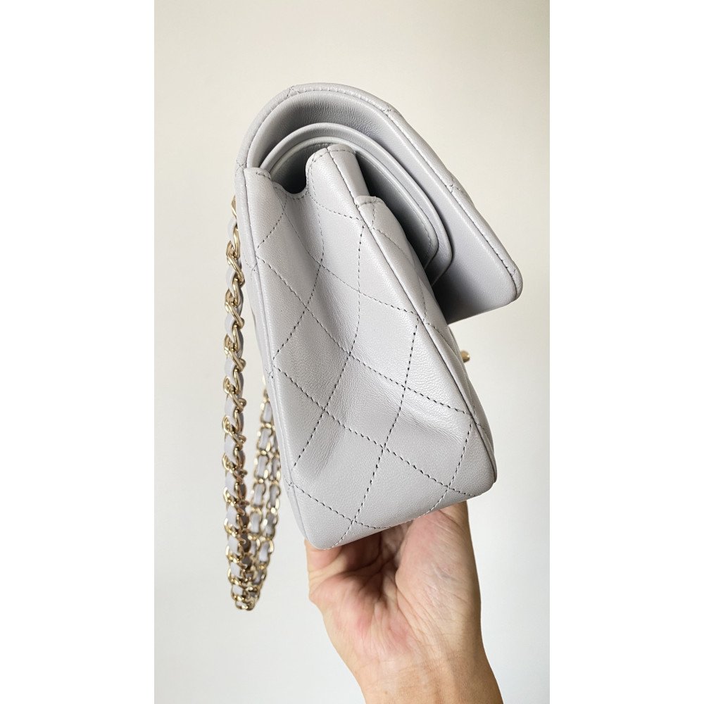 Chanel Classic Flap 25cm medium handbag!