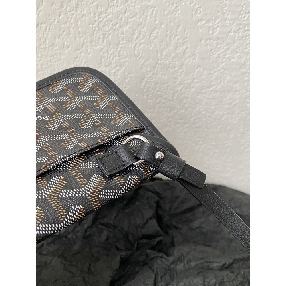 Goyard Dog-Teeth Tote Bag! 