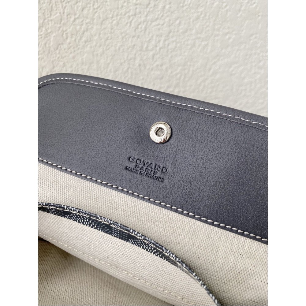 Goyard Dog-Teeth Tote Bag! 