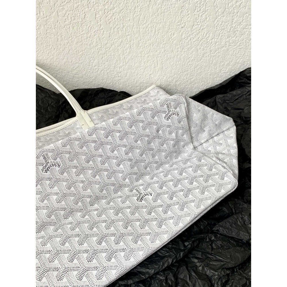 Goyard Dog-Teeth Tote Bag! 