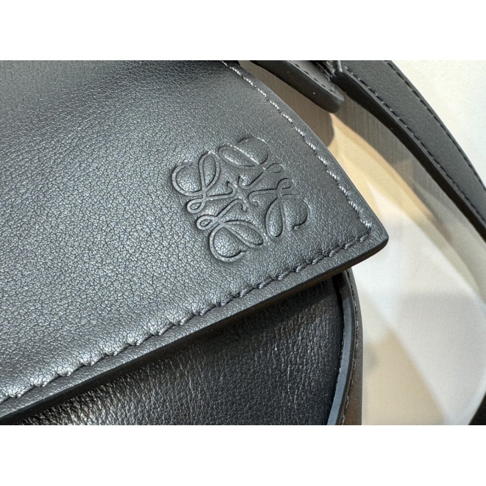 LOEWE New Puzzle Bag – Small black LOEWE New Puzzle Bag – Small black