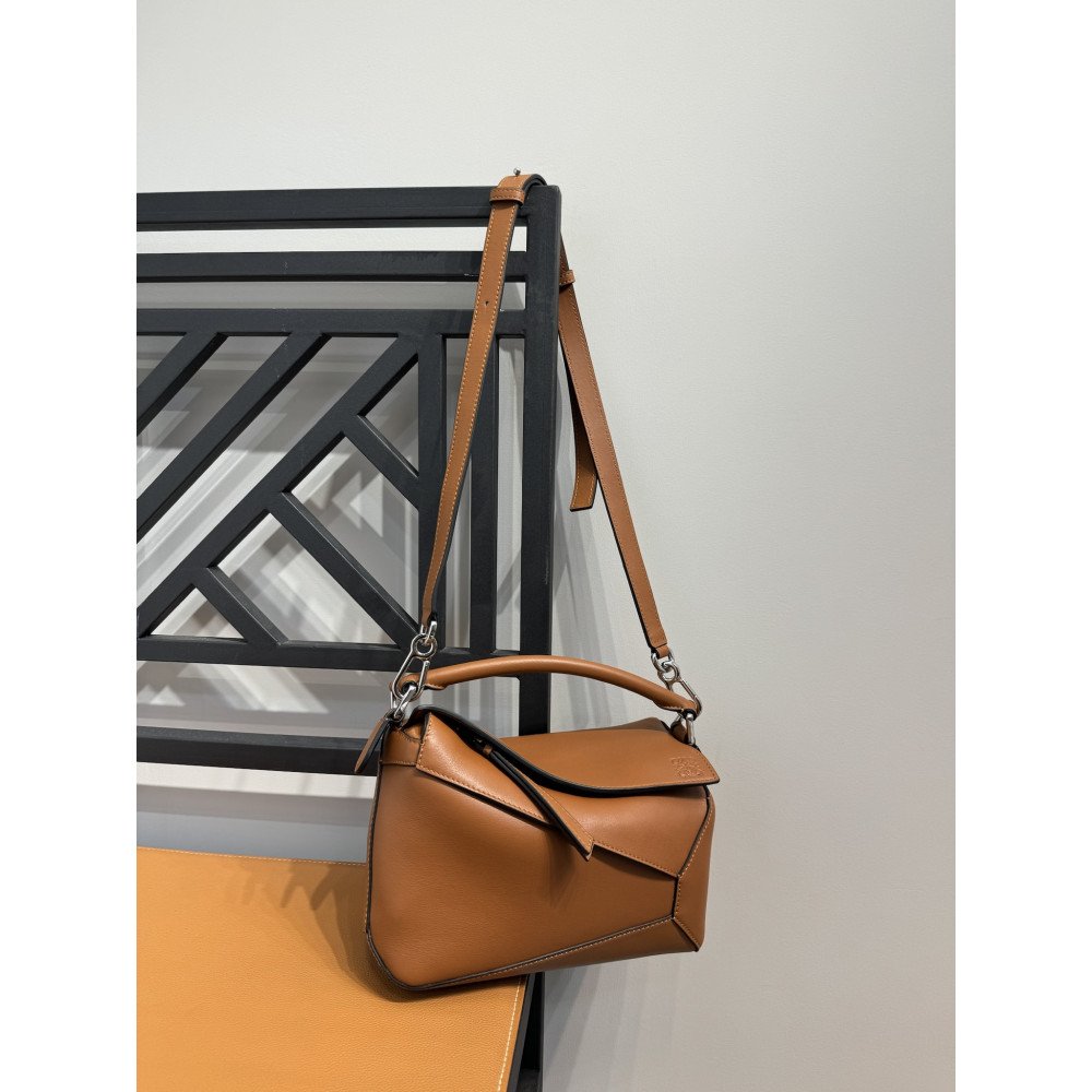 LOEWE New Puzzle Bag – Small Brown LOEWE New Puzzle Bag – Small Brown