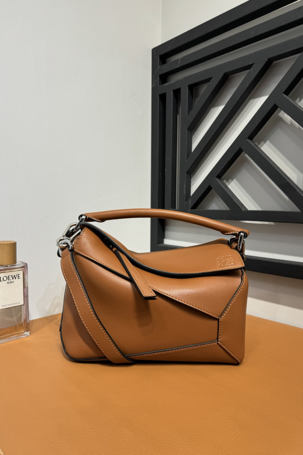 LOEWE New Puzzle Bag – Small Brown