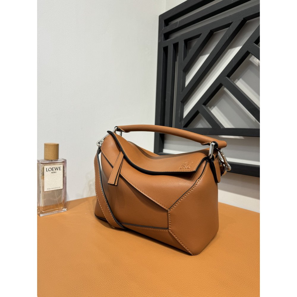 LOEWE New Puzzle Bag – Small Brown LOEWE New Puzzle Bag – Small Brown
