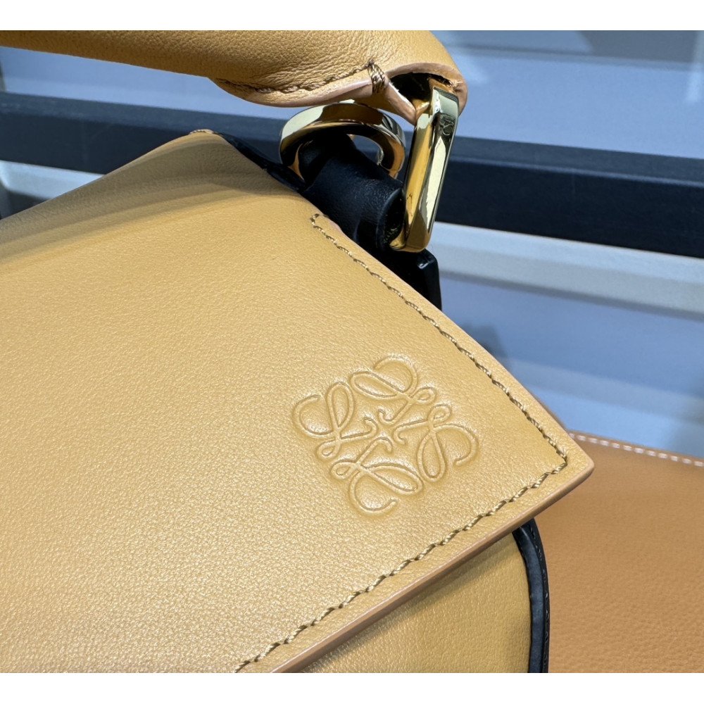 LOEWE New Puzzle Bag – Small LOEWE New Puzzle Bag – Small