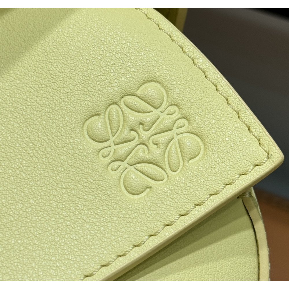LOEWE New Puzzle Bag – Small Vanilla Yellow LOEWE New Puzzle Bag – Small Vanilla Yellow