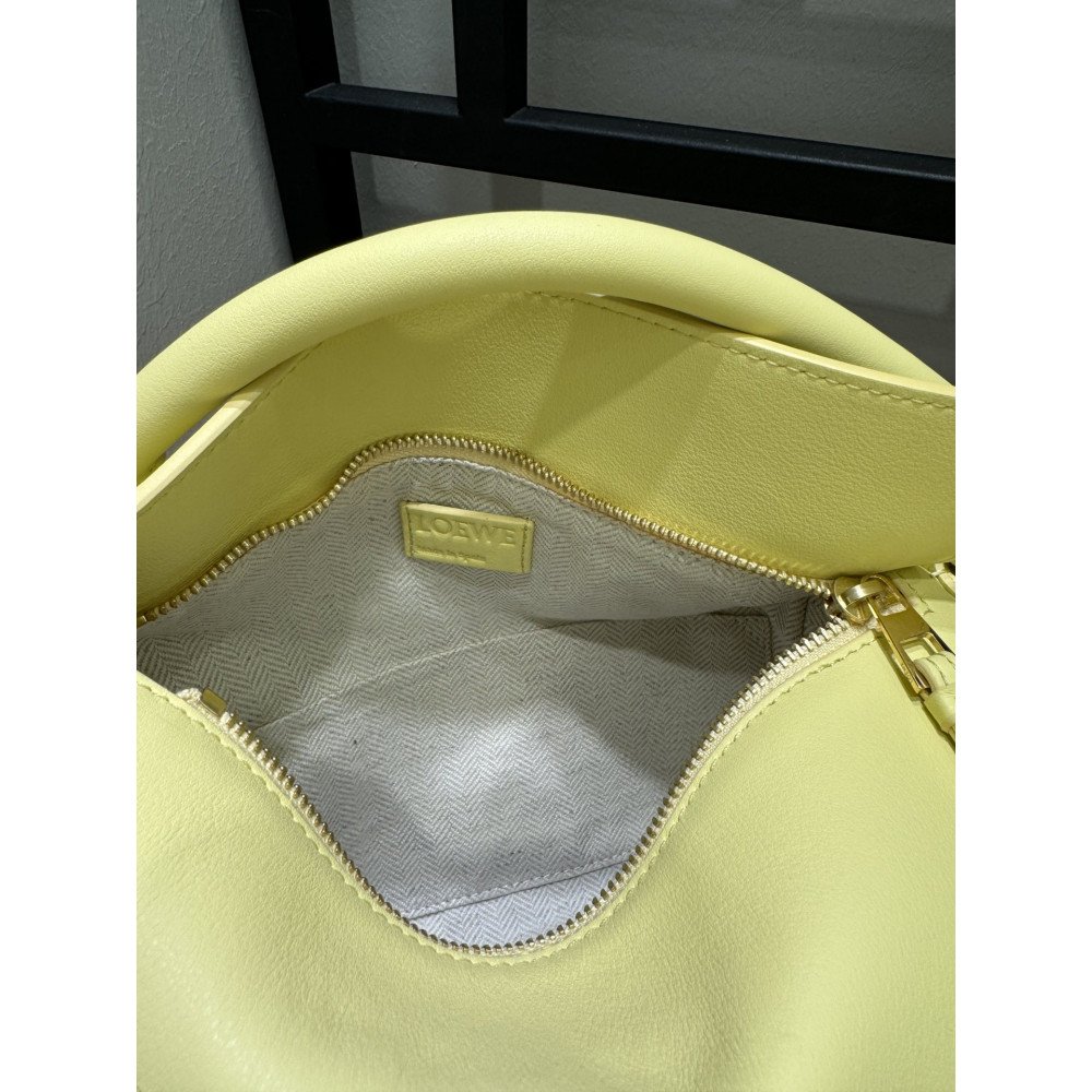 LOEWE New Puzzle Bag – Small Vanilla Yellow LOEWE New Puzzle Bag – Small Vanilla Yellow