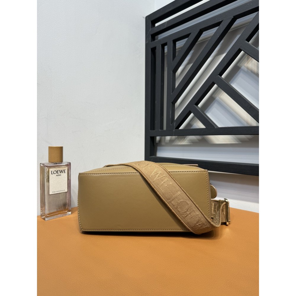 LOEWE Puzzle Bag with Jacquard Letter Strap! LOEWE Puzzle Bag with Jacquard Letter Strap!