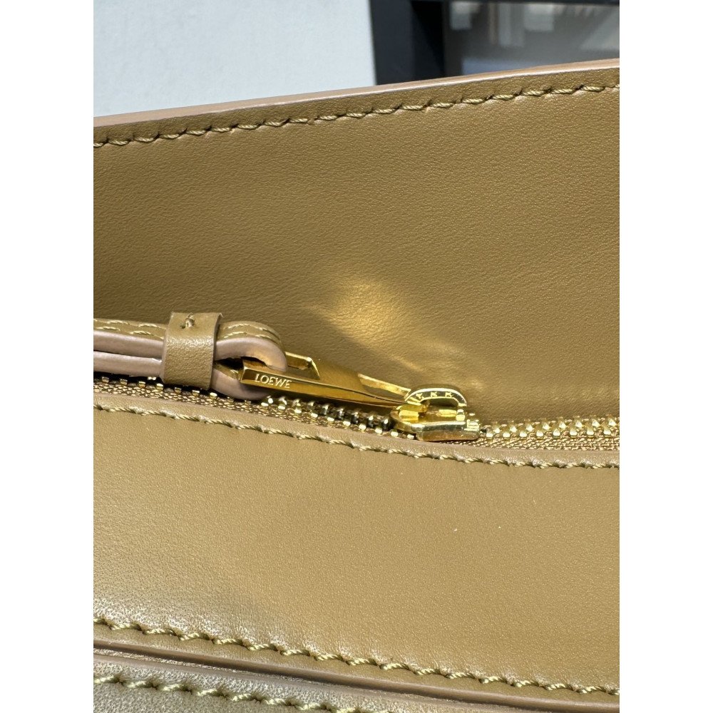 LOEWE Puzzle Bag with Jacquard Letter Strap! LOEWE Puzzle Bag with Jacquard Letter Strap!