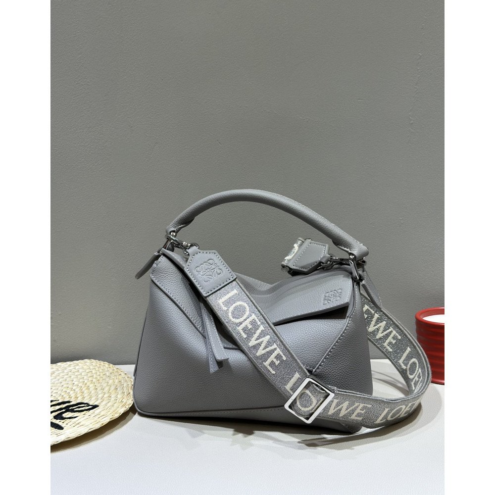 LOEWE New Puzzle Bag – Small Gray LOEWE New Puzzle Bag – Small Gray