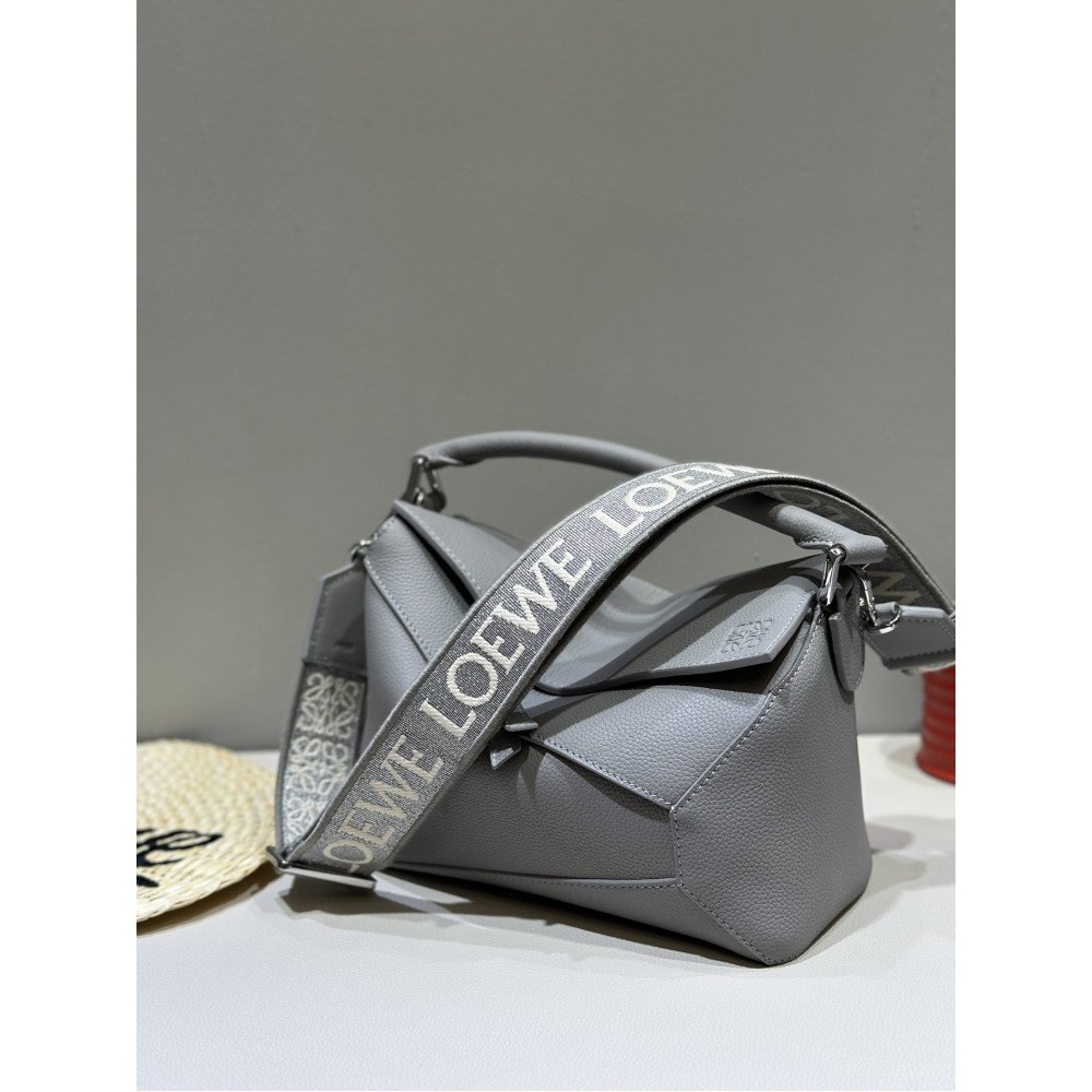 LOEWE New Puzzle Bag – Small Gray LOEWE New Puzzle Bag – Small Gray