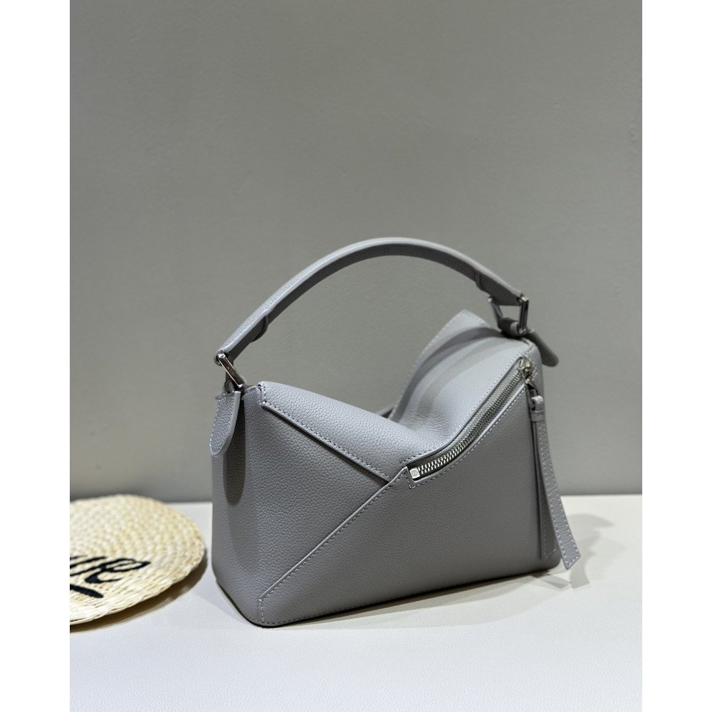 LOEWE New Puzzle Bag – Small Gray LOEWE New Puzzle Bag – Small Gray