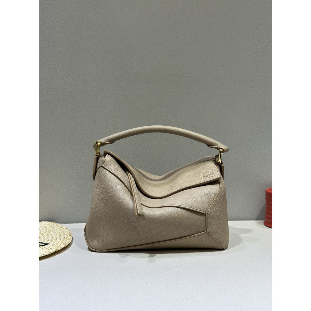 LOEWE New Puzzle Bag – Small Sand Color LOEWE New Puzzle Bag – Small Sand Color