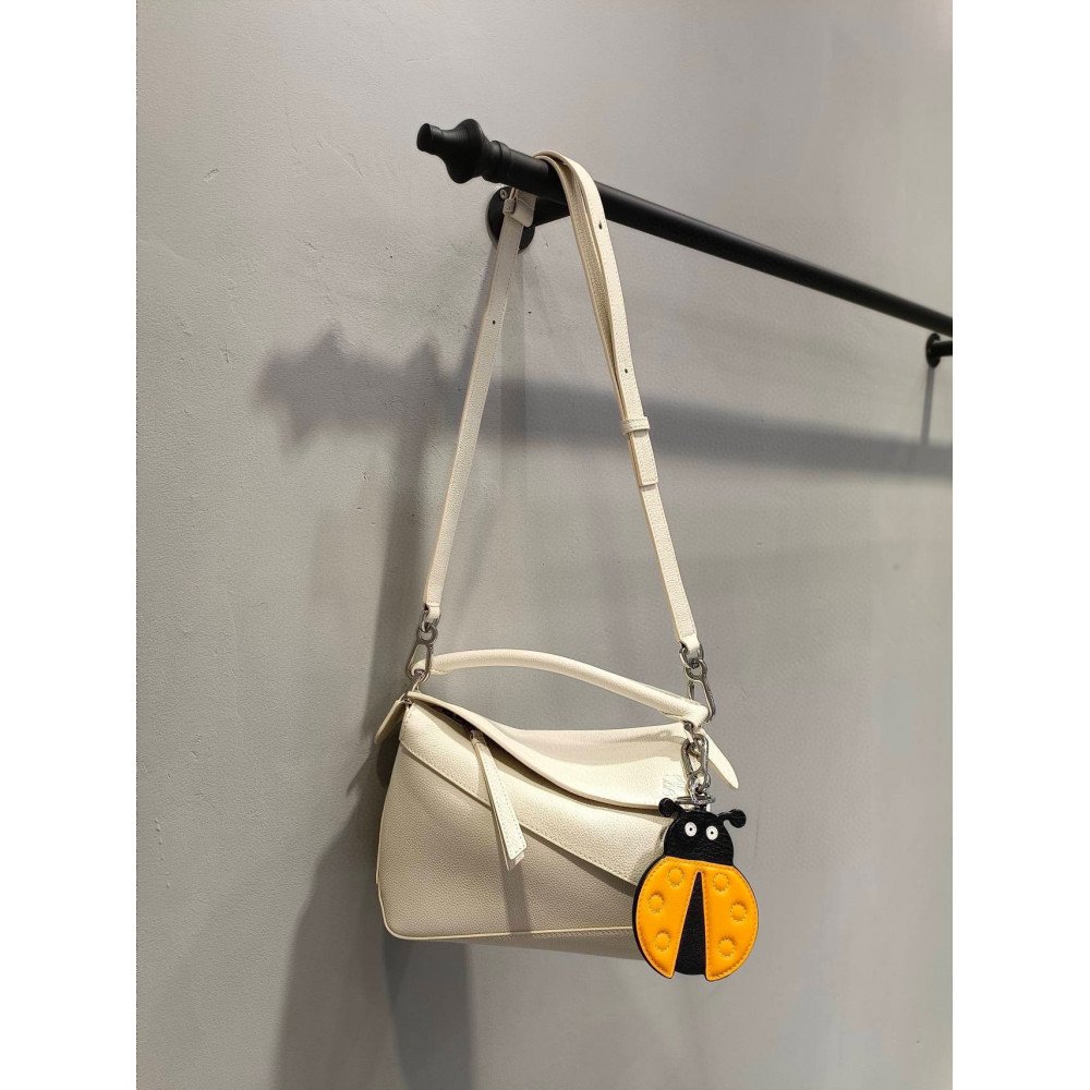 LOEWE New Puzzle Bag – Small Milkshake White! LOEWE New Puzzle Bag – Small Milkshake White!