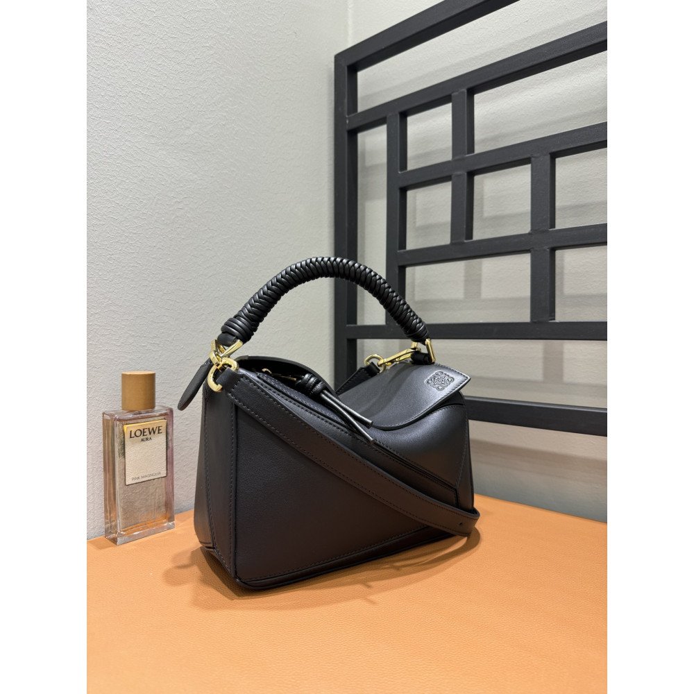 LOEWE New Woven-Handle Puzzle Bag!