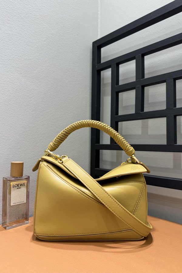 LOEWE New Woven-Handle Puzzle Bag!