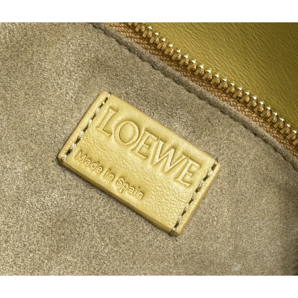 LOEWE New Woven-Handle Puzzle Bag!
