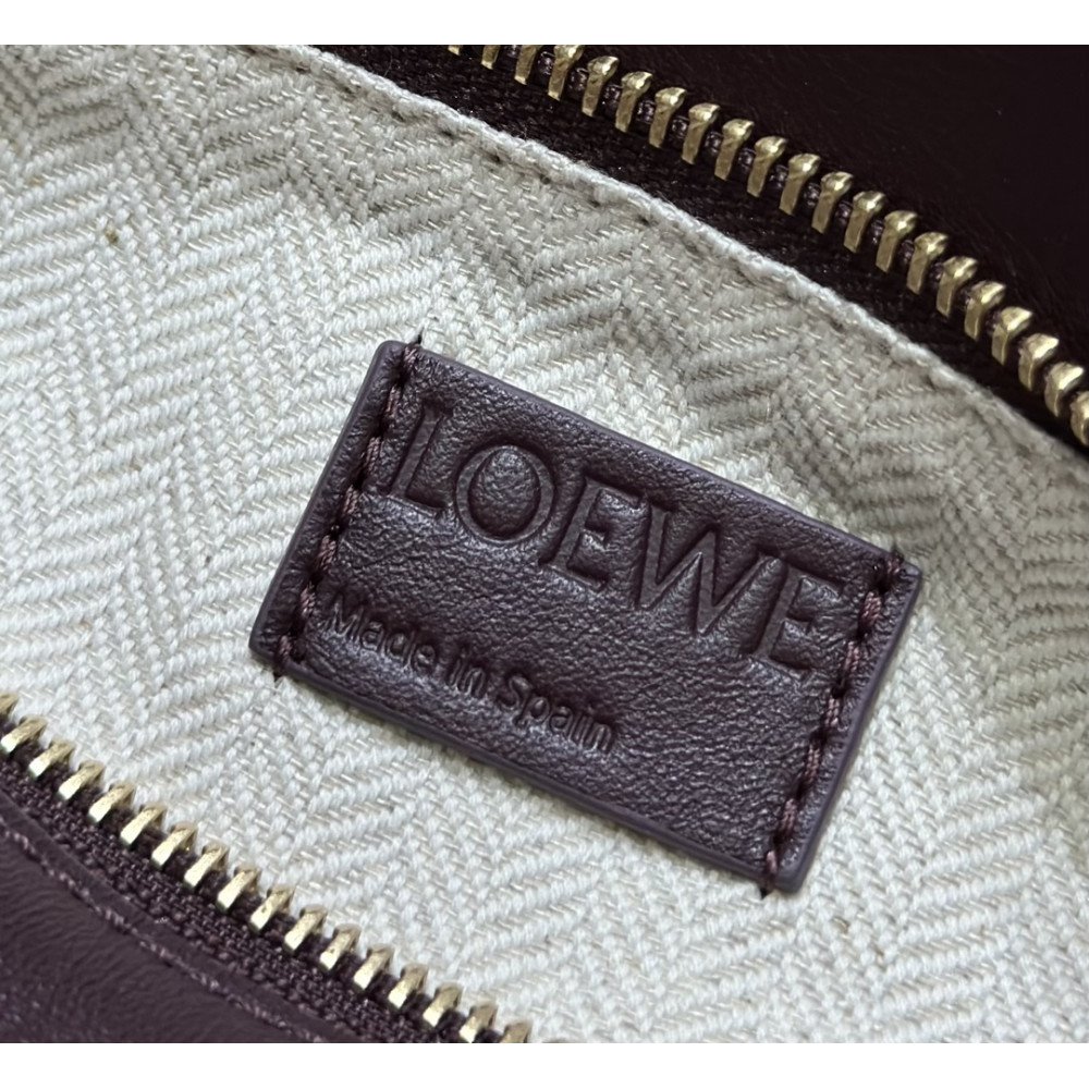 LOEWE New Puzzle Bag – Small Burgundy Red! LOEWE New Puzzle Bag – Small Burgundy Red!