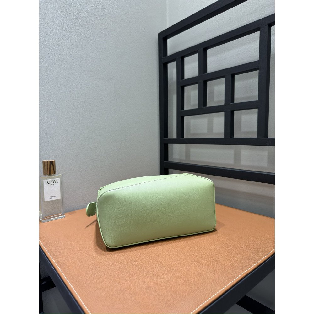 LOEWE New Puzzle Bag – Small Pale Pear Green! LOEWE New Puzzle Bag – Small Pale Pear Green!