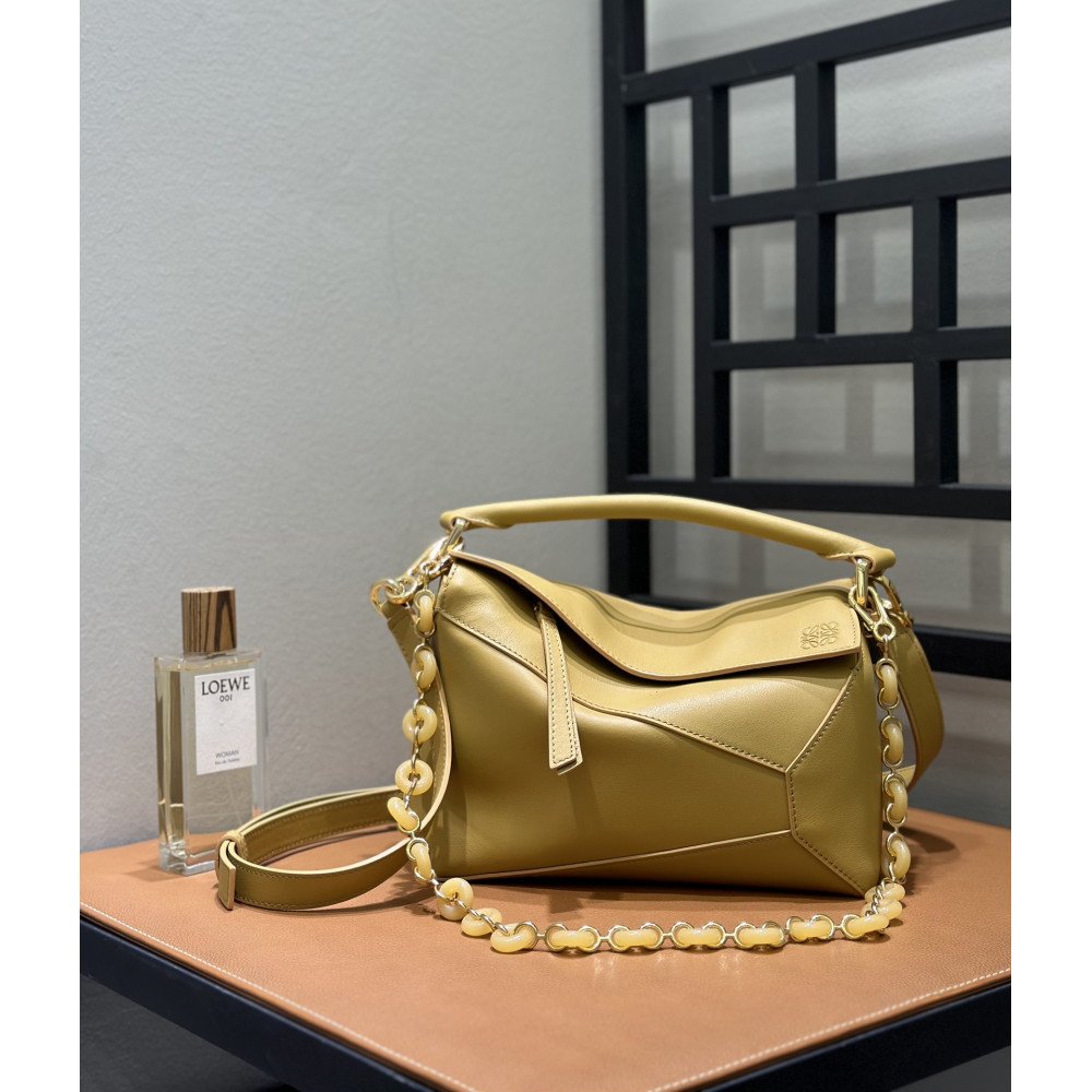 LOEWE New Puzzle Bag – Small Desert Yellow! LOEWE New Puzzle Bag – Small Desert Yellow!