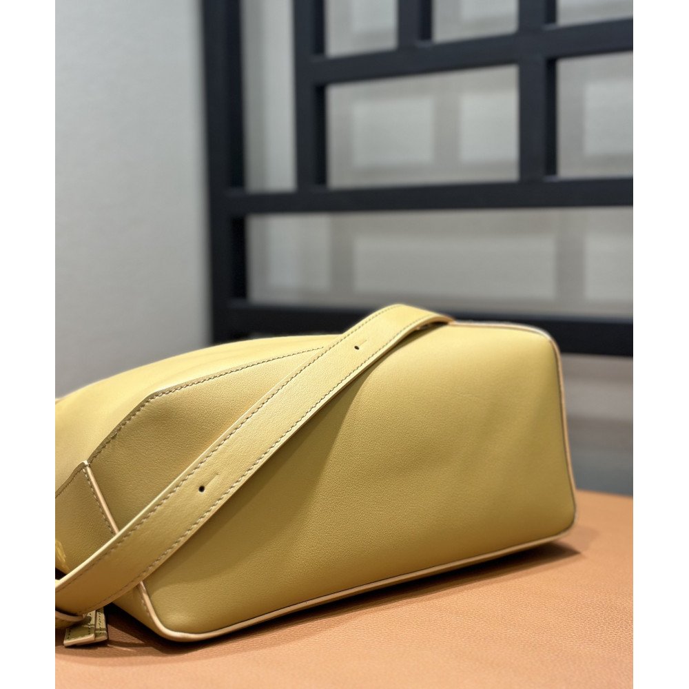LOEWE New Puzzle Bag – Small Desert Yellow! LOEWE New Puzzle Bag – Small Desert Yellow!