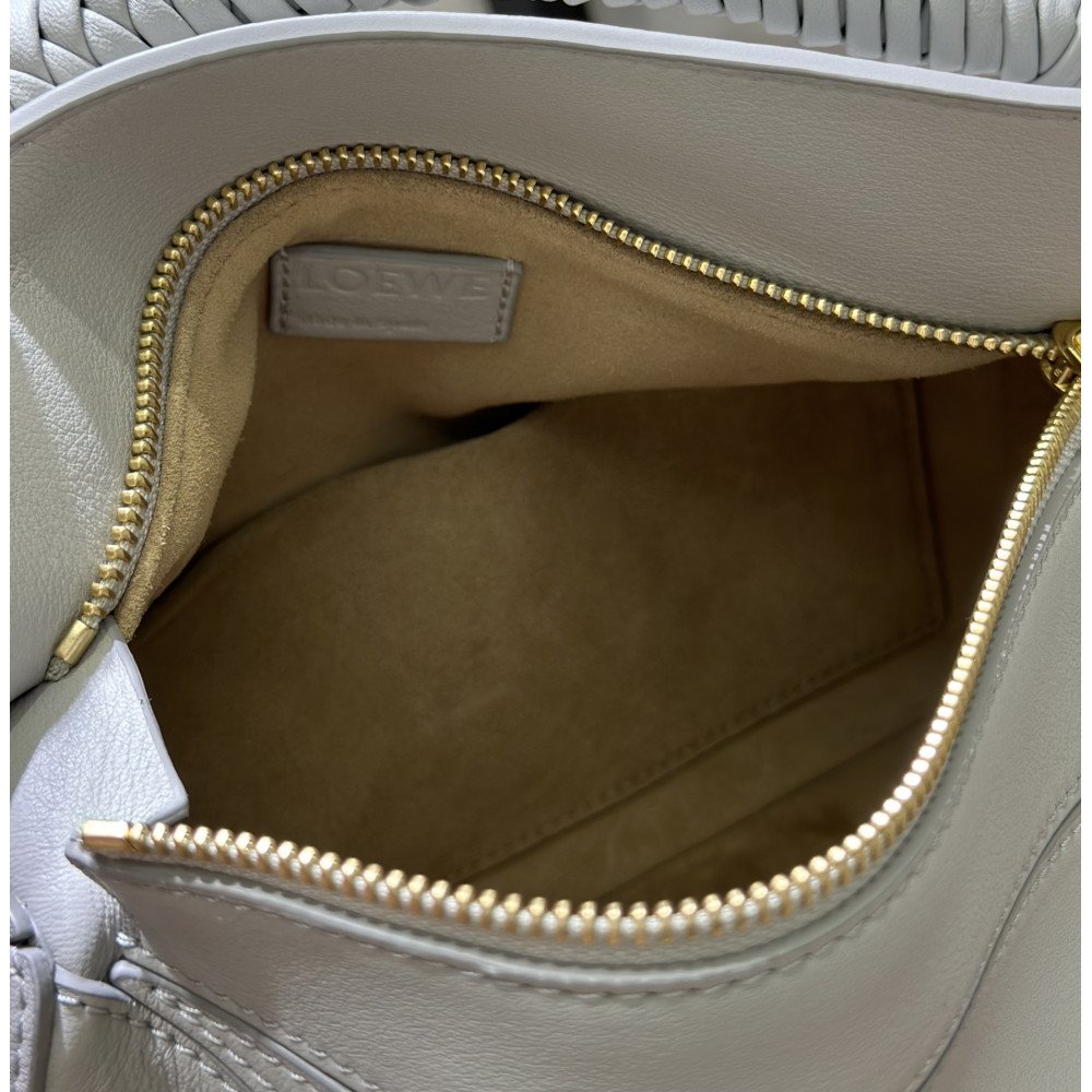 LOEWE New Woven-Handle Puzzle Bag! LOEWE New Woven-Handle Puzzle Bag!