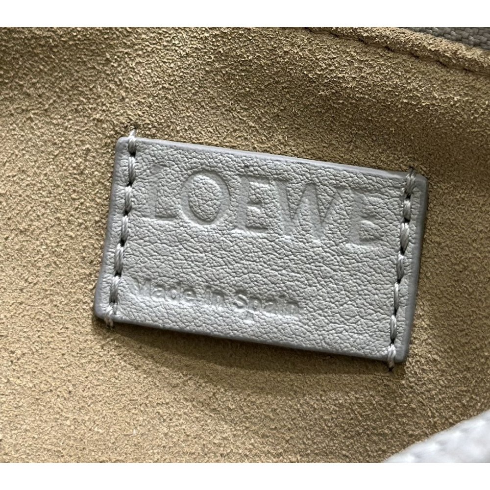 LOEWE New Woven-Handle Puzzle Bag! LOEWE New Woven-Handle Puzzle Bag!