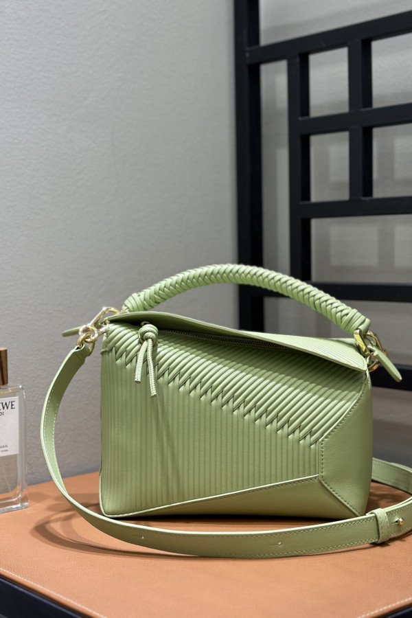 LOEWE Special Edition puzzle Bag!