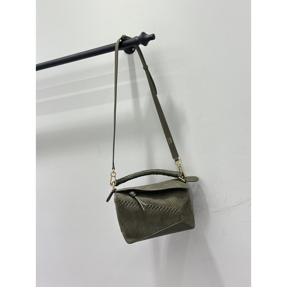 LOEWE Special Edition puzzle Bag!