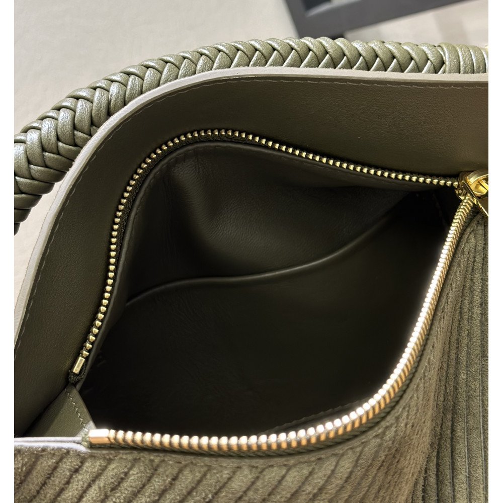 LOEWE Special Edition puzzle Bag!