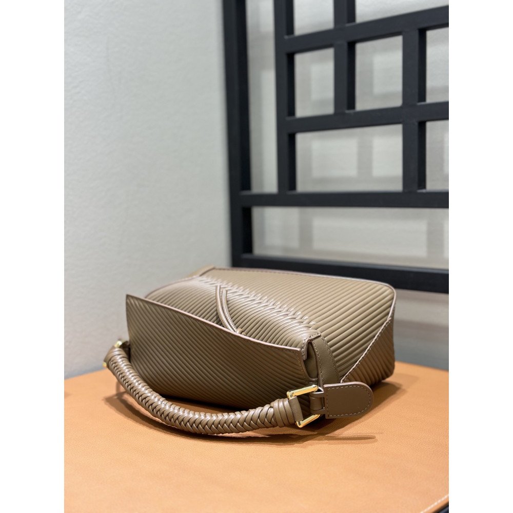 LOEWE Special Edition puzzle Bag! LOEWE Special Edition puzzle Bag!