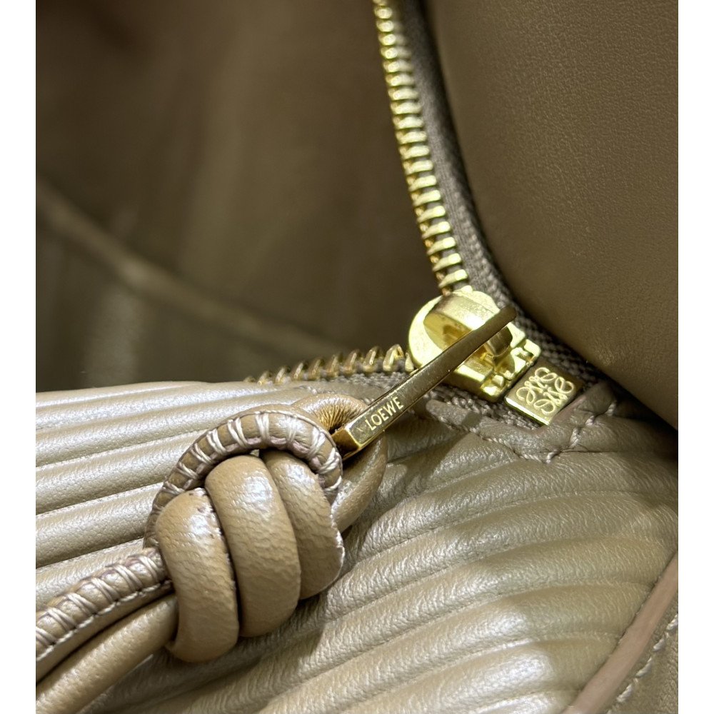 LOEWE Special Edition puzzle Bag! LOEWE Special Edition puzzle Bag!