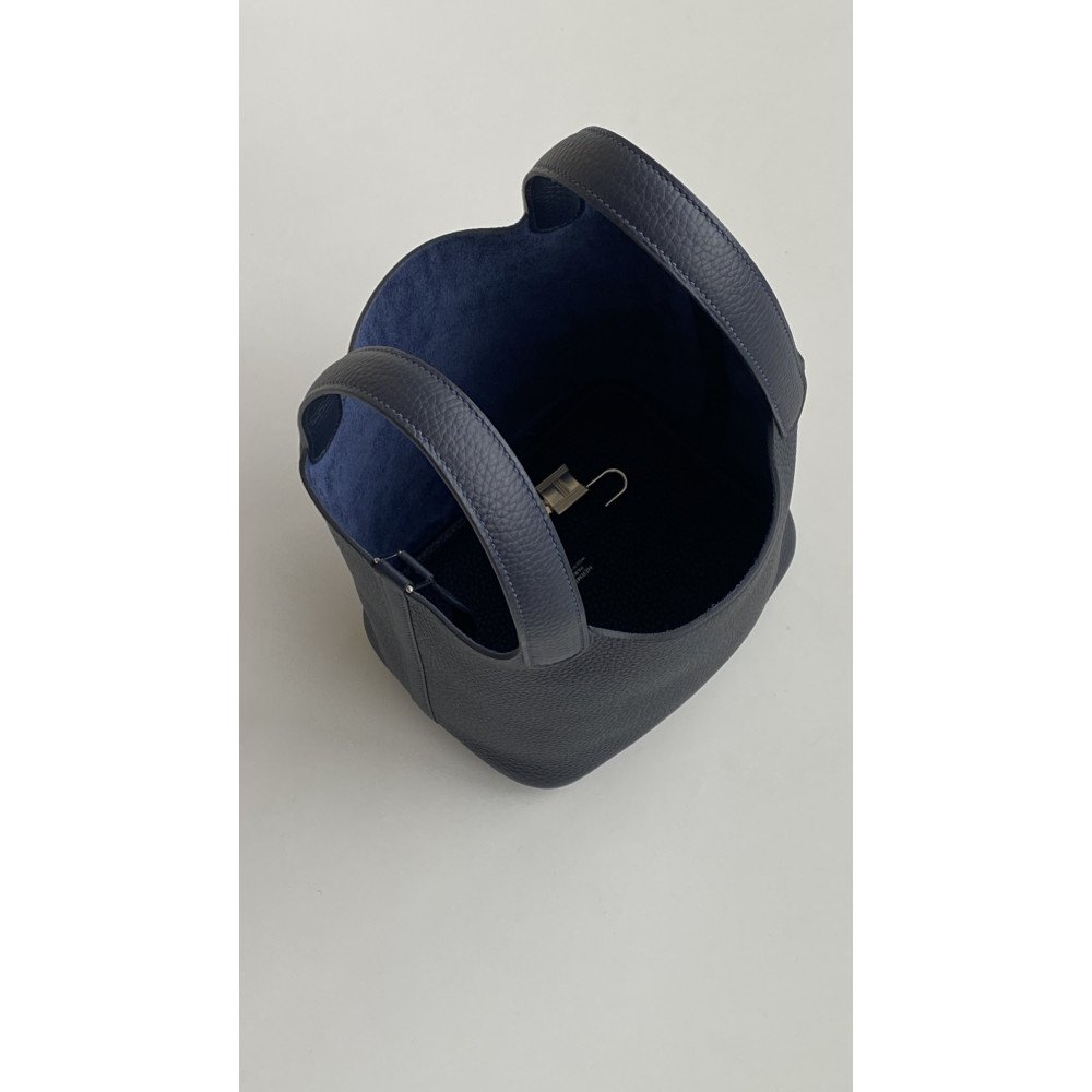 Hermès Picotin Lock Bag 18cm –Midnight Blue Hermès Picotin Lock Bag 18cm –Midnight Blue