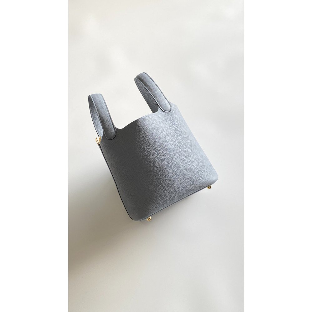 Hermès Picotin Lock Bag 18cm – Linen Blue Hermès Picotin Lock Bag 18cm – Linen Blue