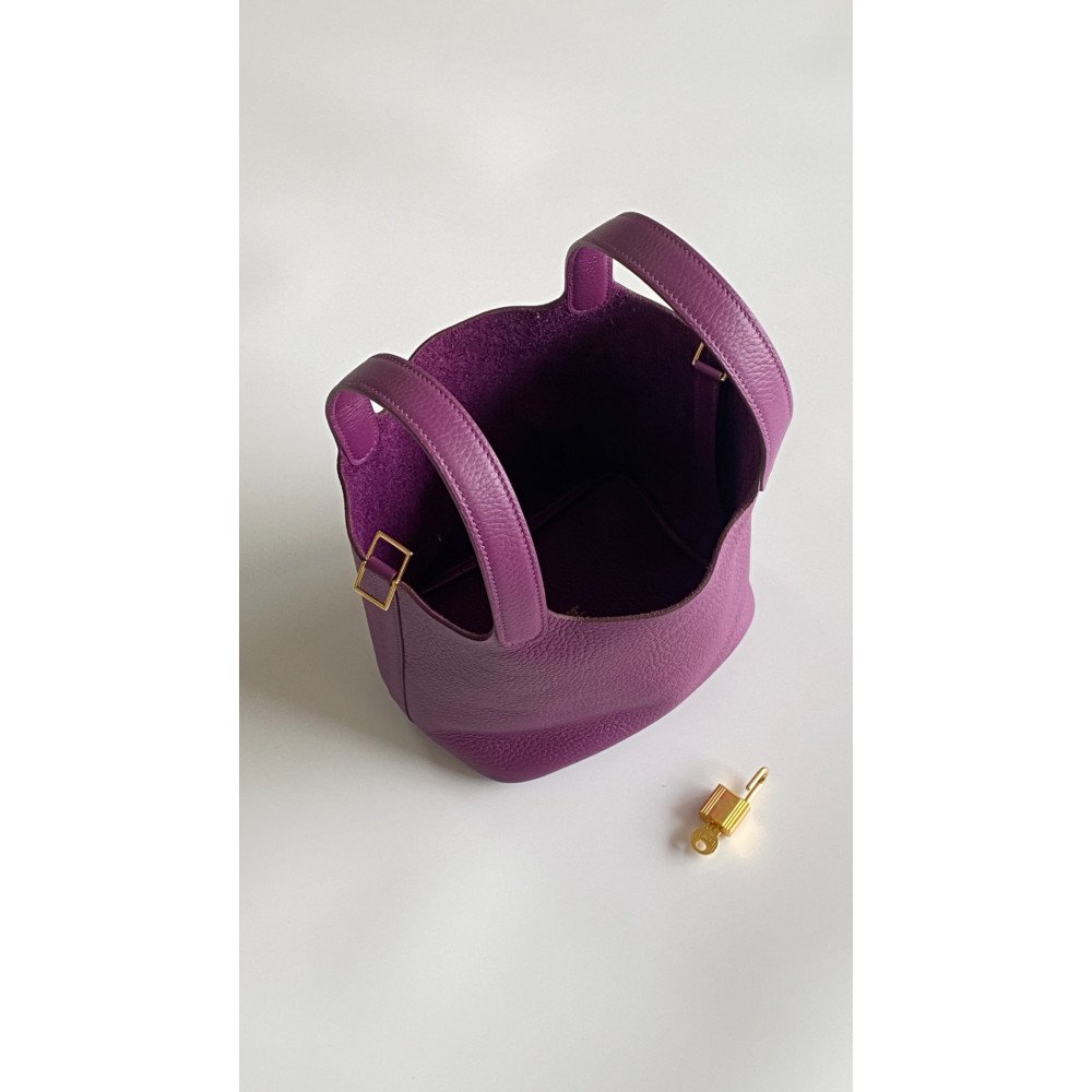 Hermès Picotin Lock Bag 18cm – P9 Sea Anemone Purple Hermès Picotin Lock Bag 18cm – P9 Sea Anemone Purple