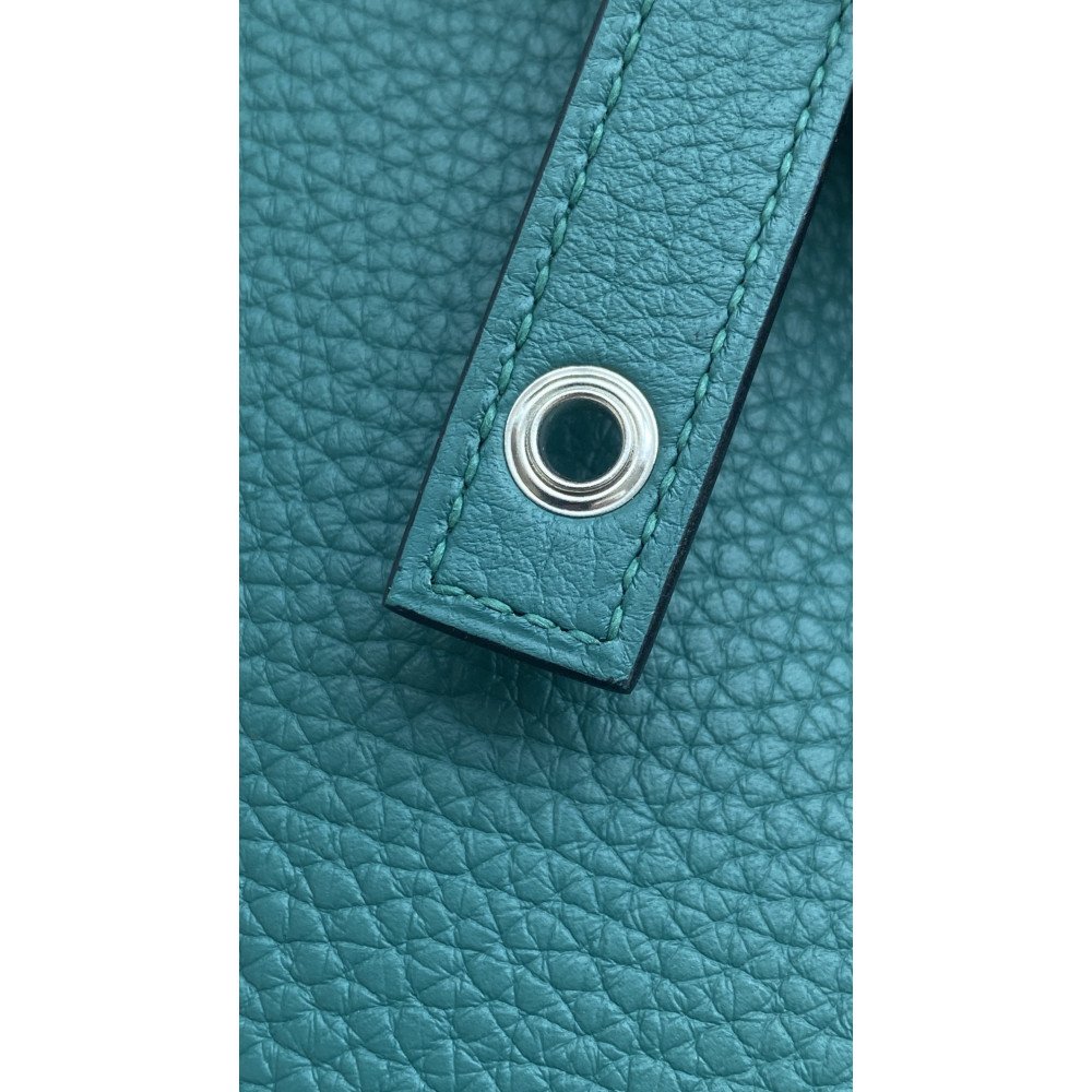 Hermès Picotin Lock Bag 18cm – Z6 Peacock Green Hermès Picotin Lock Bag 18cm – Z6 Peacock Green