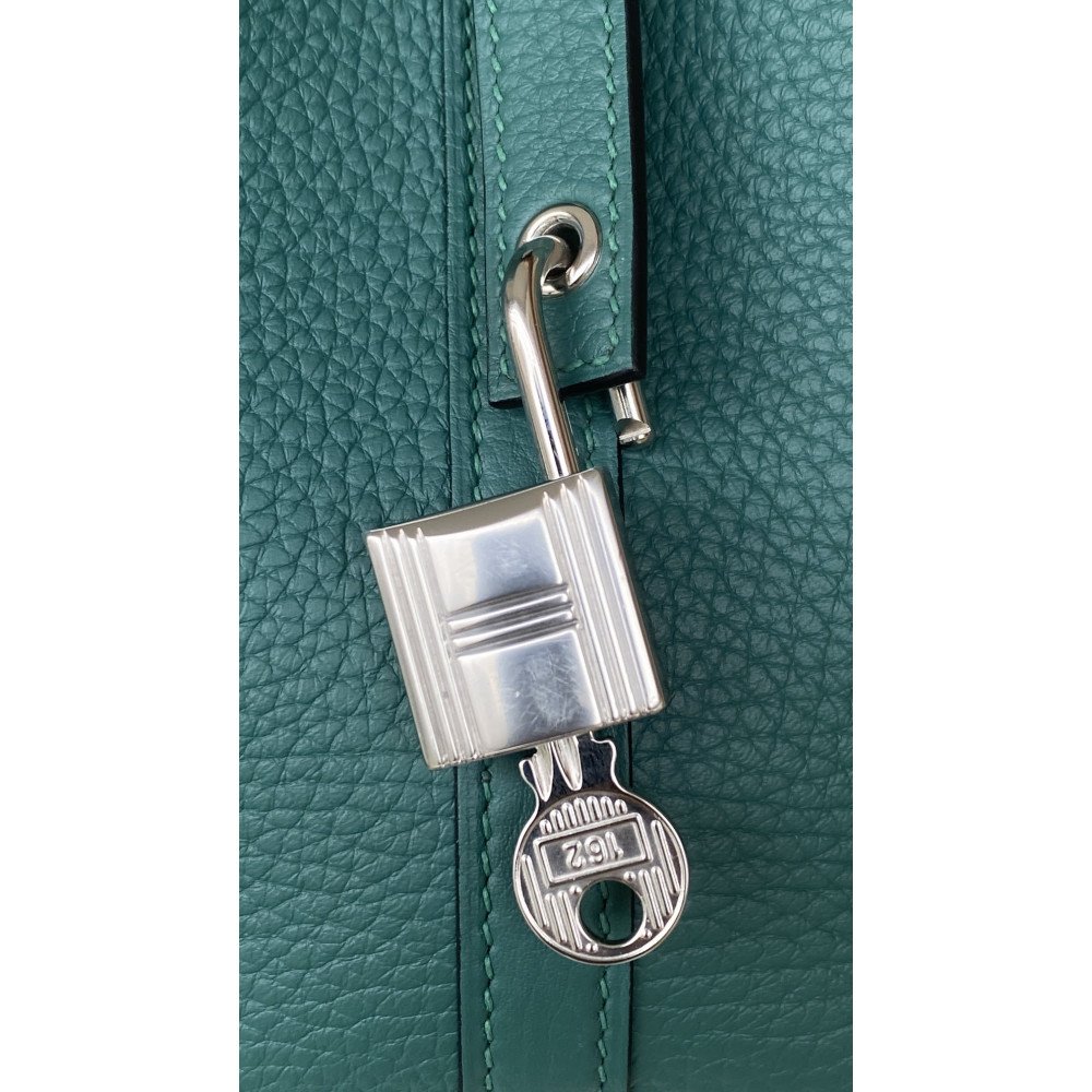 Hermès Picotin Lock Bag 18cm – Z6 Peacock Green Hermès Picotin Lock Bag 18cm – Z6 Peacock Green