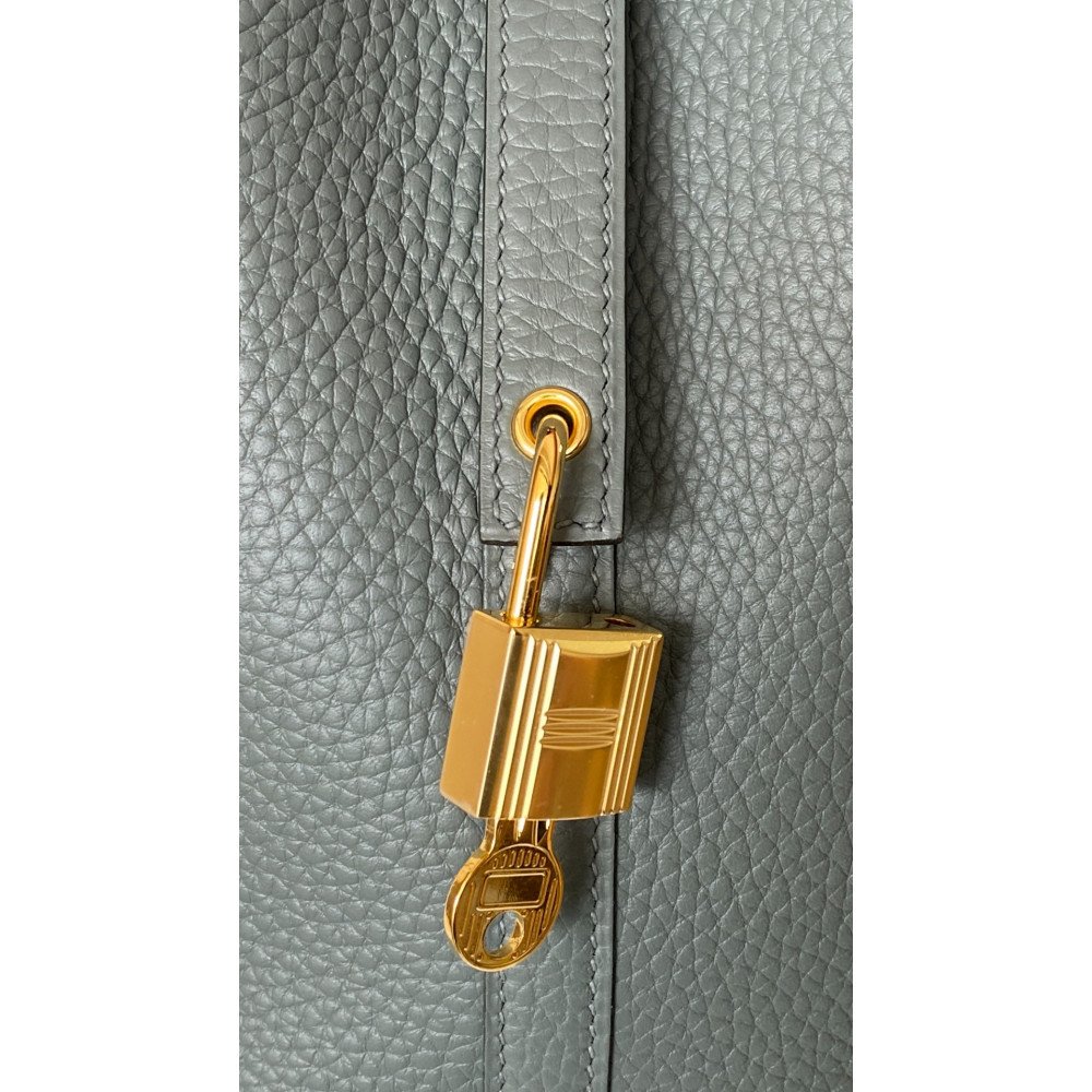 Hermès Picotin Lock Bag 18cm – Almond Green Hermès Picotin Lock Bag 18cm – Almond Green