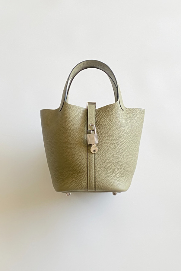 Hermès Picotin Lock Bag 18cm – Q1 Sage Green