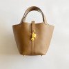 Hermès Picotin Lock Bag 18cm –D0 Weimaraner Beige